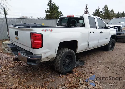 2015 Chevrolet Silverado 2500Hd Wt z USA, uszkodzony, nr VIN 1GC2KUEG6FZ557421